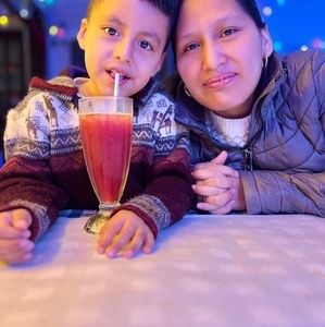 Meet your Posher, Vicenta